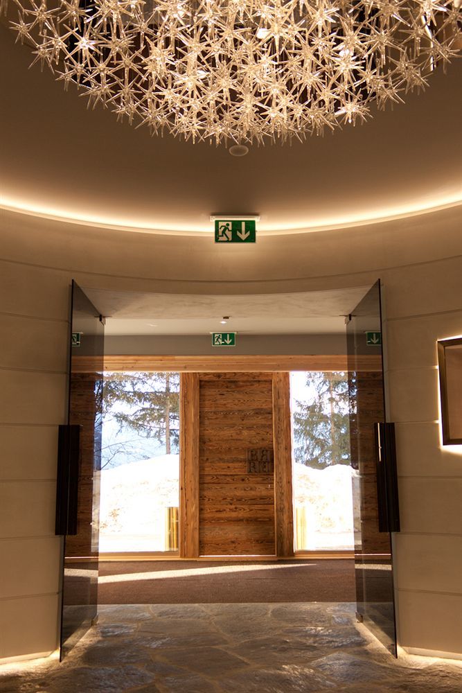 Hotel Royal クラン エクステリア 写真